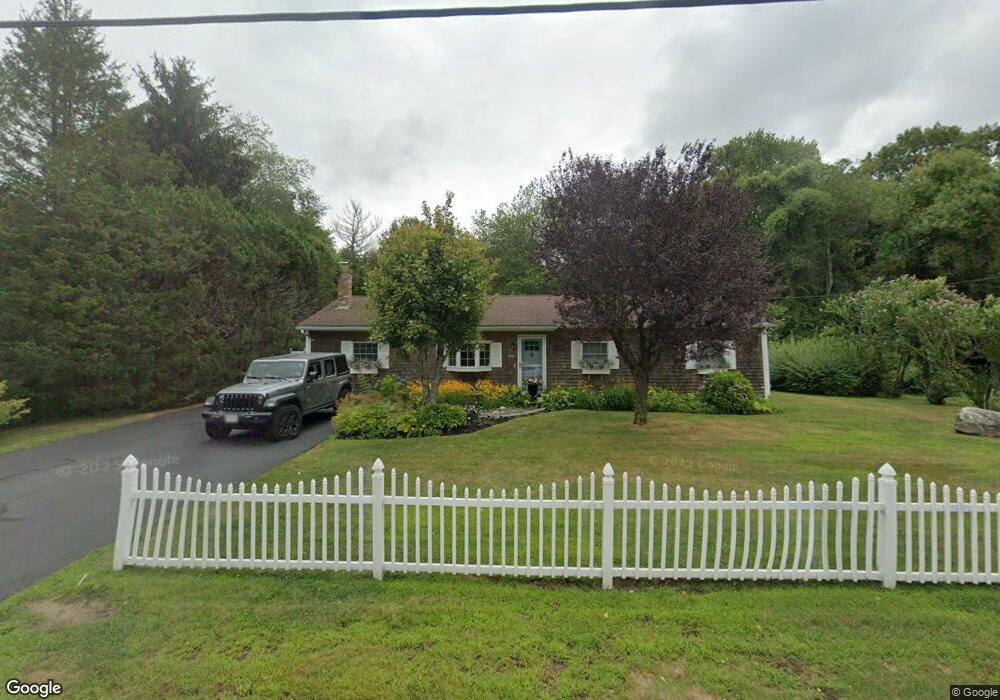 814 Russells Mills Rd, South Dartmouth, MA 02748 - photo 1