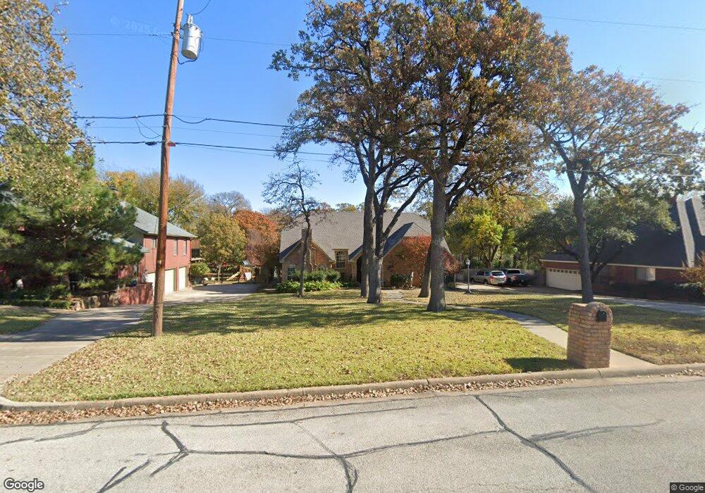 1504 Martha Dr, Bedford, TX 76022 - photo 1