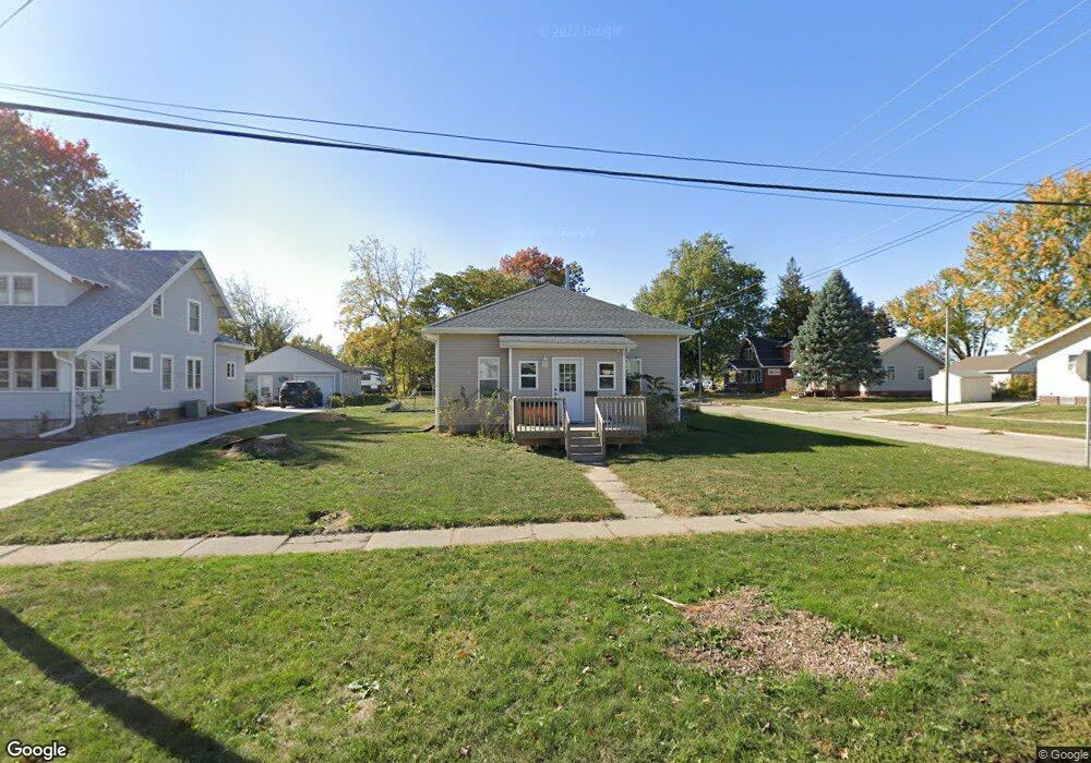 829 E 7th St N, Newton, IA 50208 - photo 1