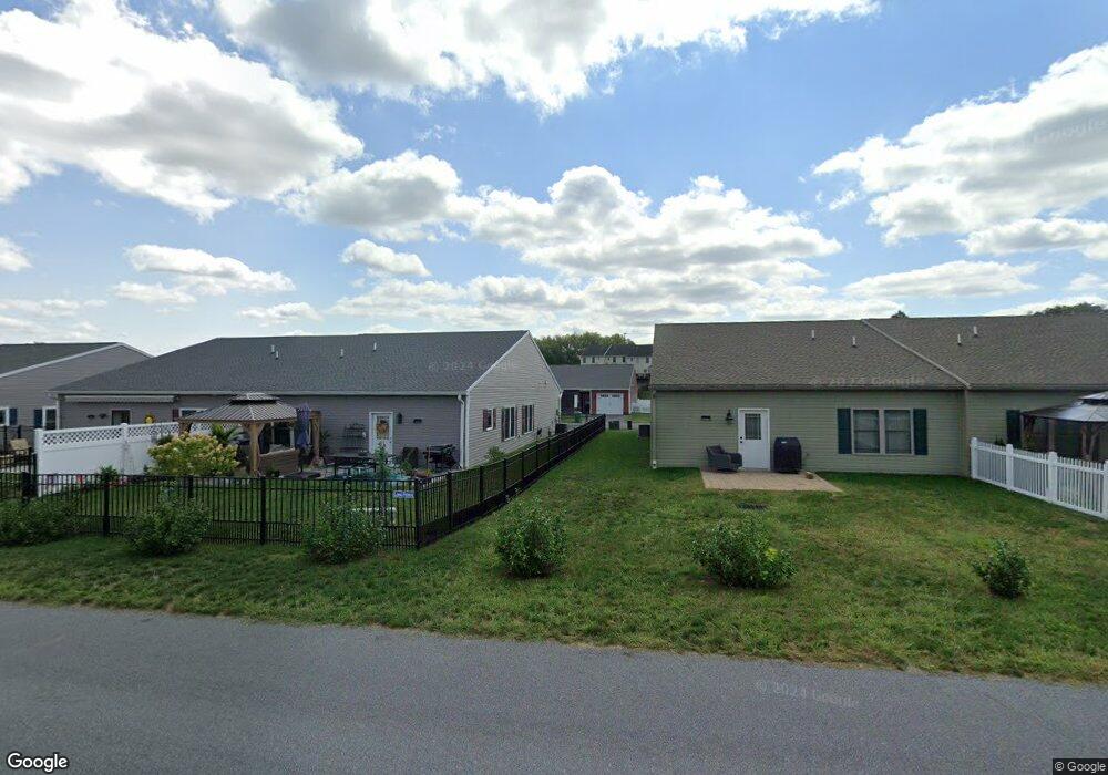 8864 Oriole Ct, Waynesboro, PA 17268 - photo 1