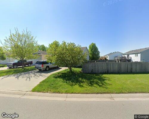 813 4th Ave NE