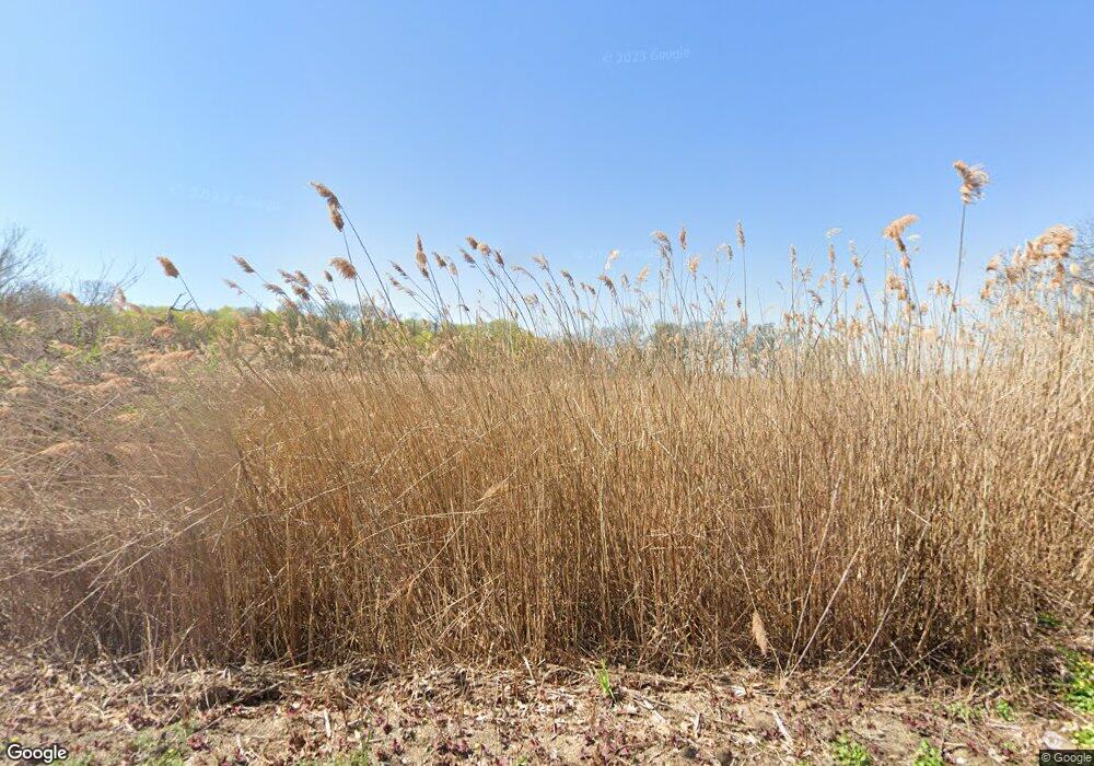 191 Sands Point Rd, Port Washington, NY 11050 - photo 1