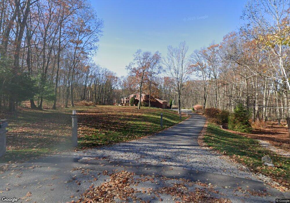 10 Terracewood Rd, Londonderry, NH 03053 - photo 1