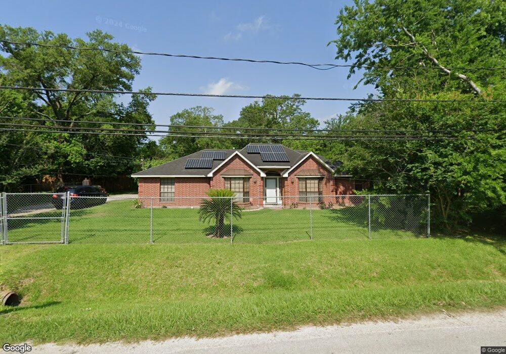 9905 Peachtree St, Houston, TX 77016 - photo 1