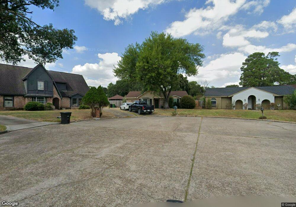 6434 Pirtlewood Cir, Houston, TX 77088 - photo 1