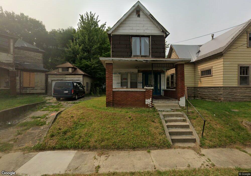 581 W Wilson Ave, Muncie, IN 47305 - photo 1