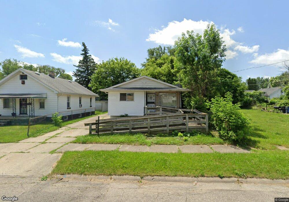 1610 Pingree Ave, Flint, MI 48503 - photo 1