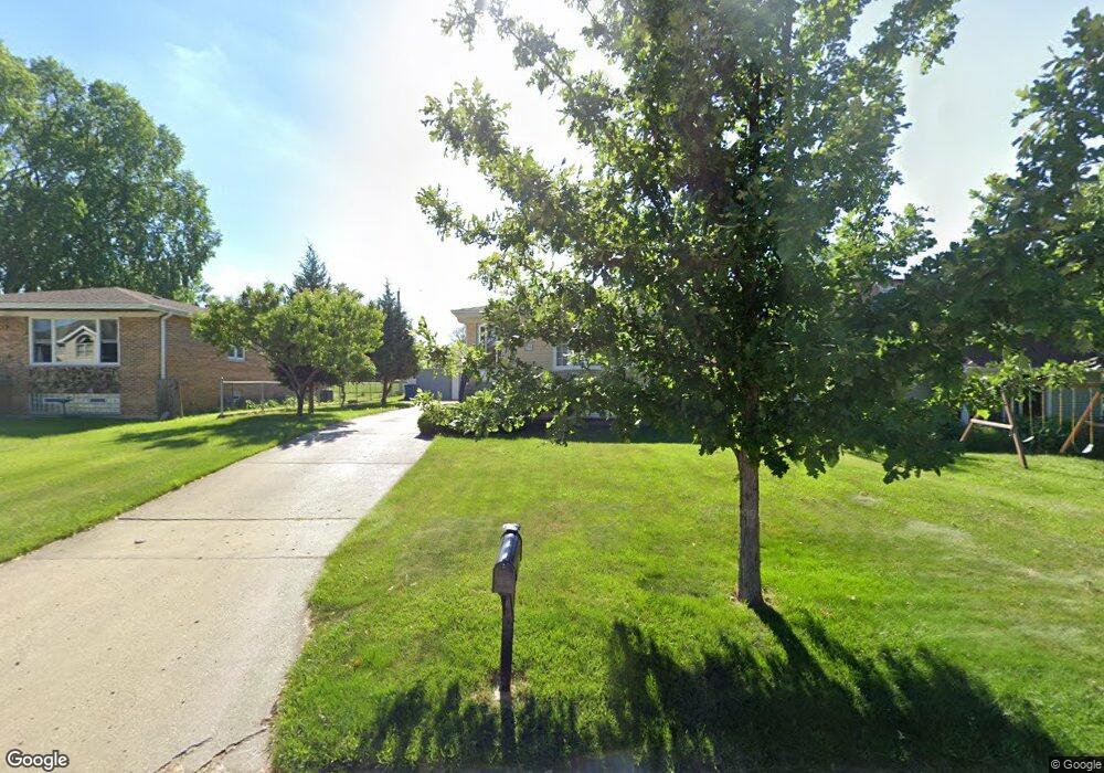 744 N Emroy Ave, Elmhurst, IL 60126 - photo 1