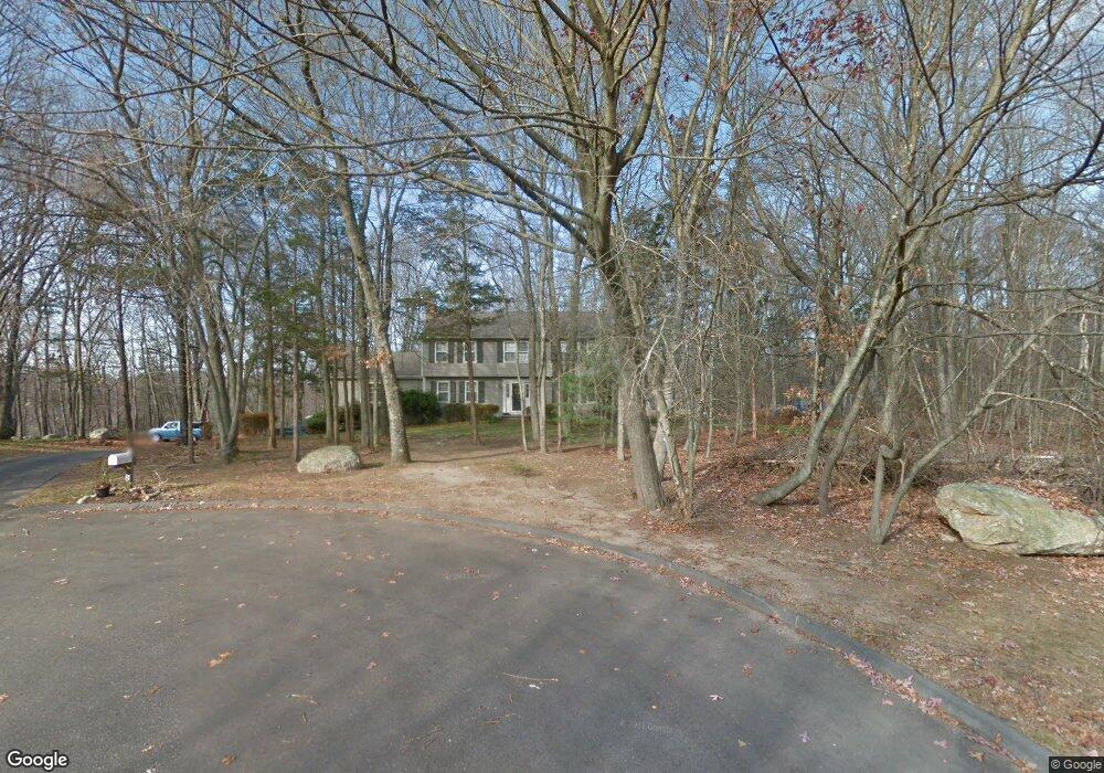 8 Farmview Cir, Trumbull, CT 06611 - photo 1