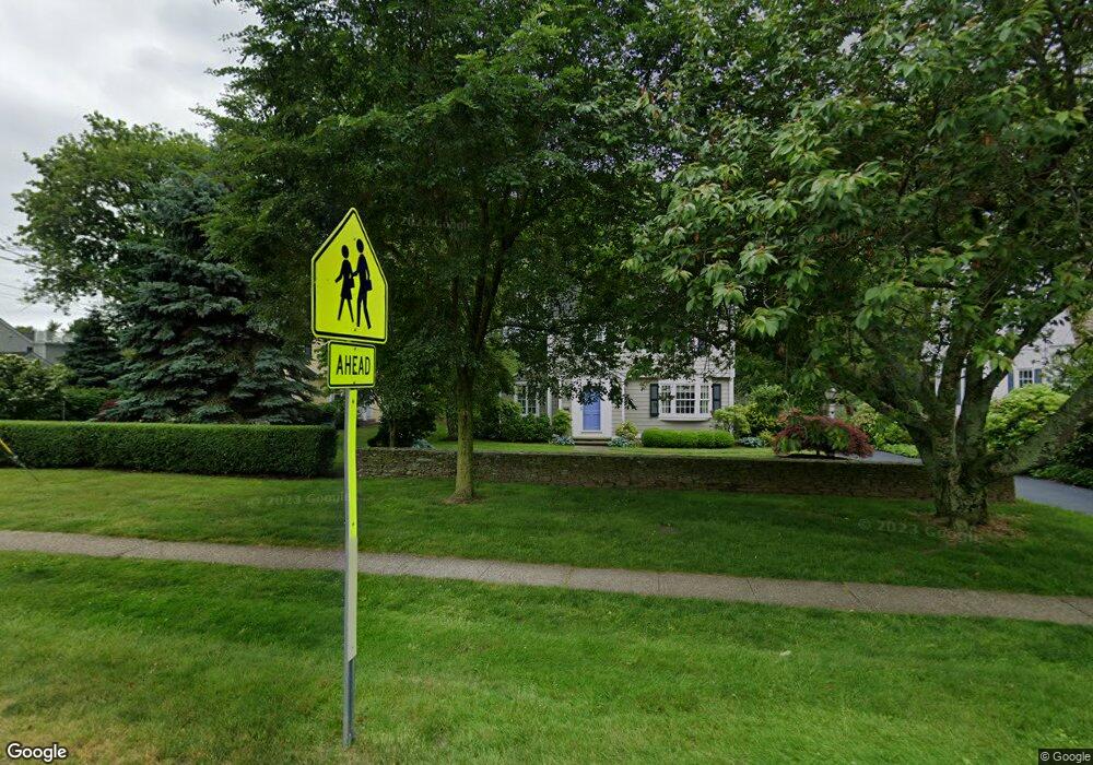 1548 Unquowa Rd, Fairfield, CT 06824 - photo 1