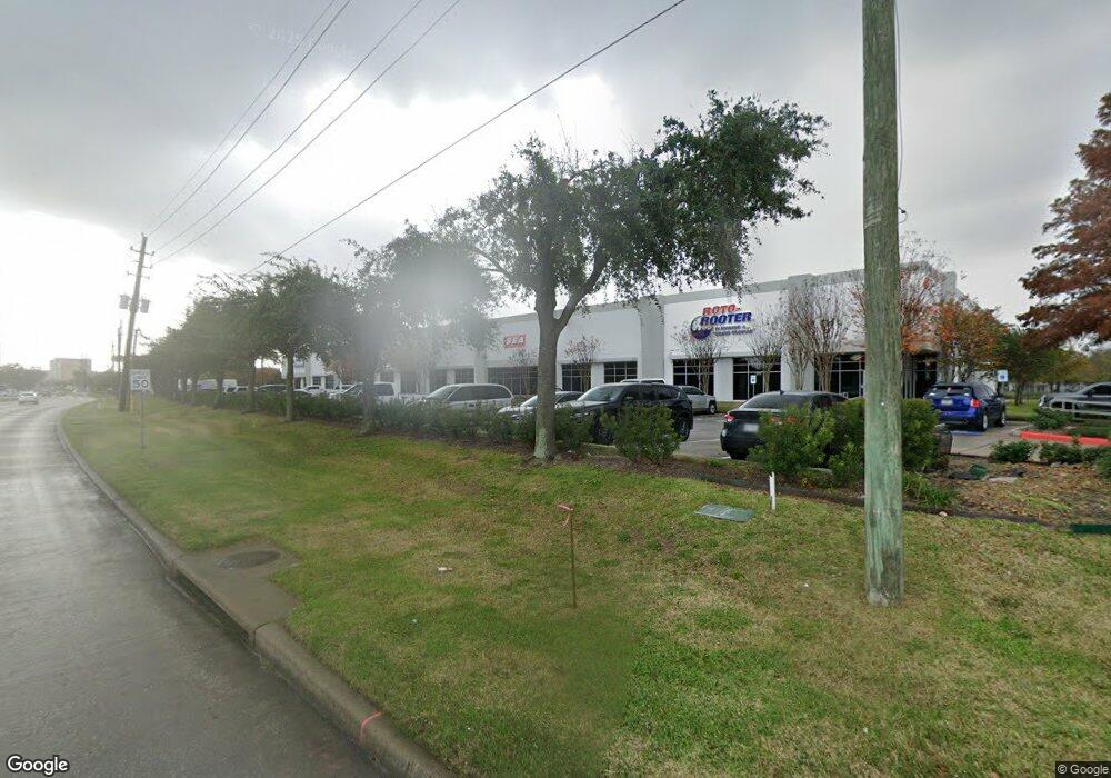 3403 N Sam Houston Pkwy W, Houston, TX 77086 - photo 1
