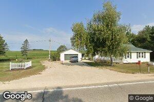 1975 220th St, New Hampton, IA 50659