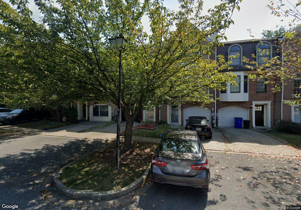 52 Victoria Square, Frederick, MD 21702 - photo 1