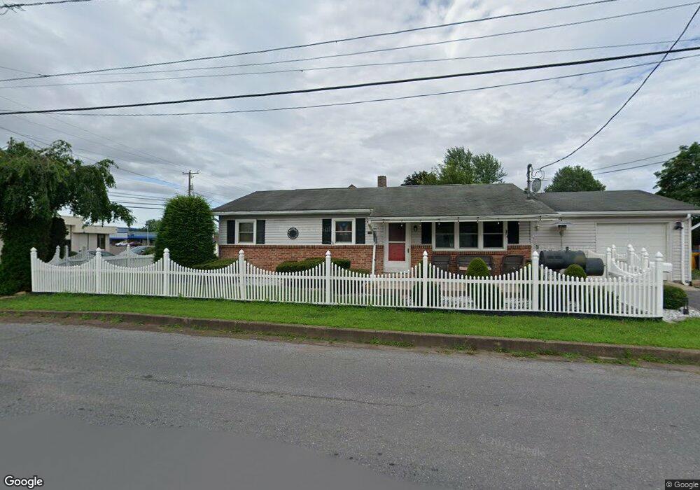 101 N Poplar St, Berwick, PA 18603 - photo 1