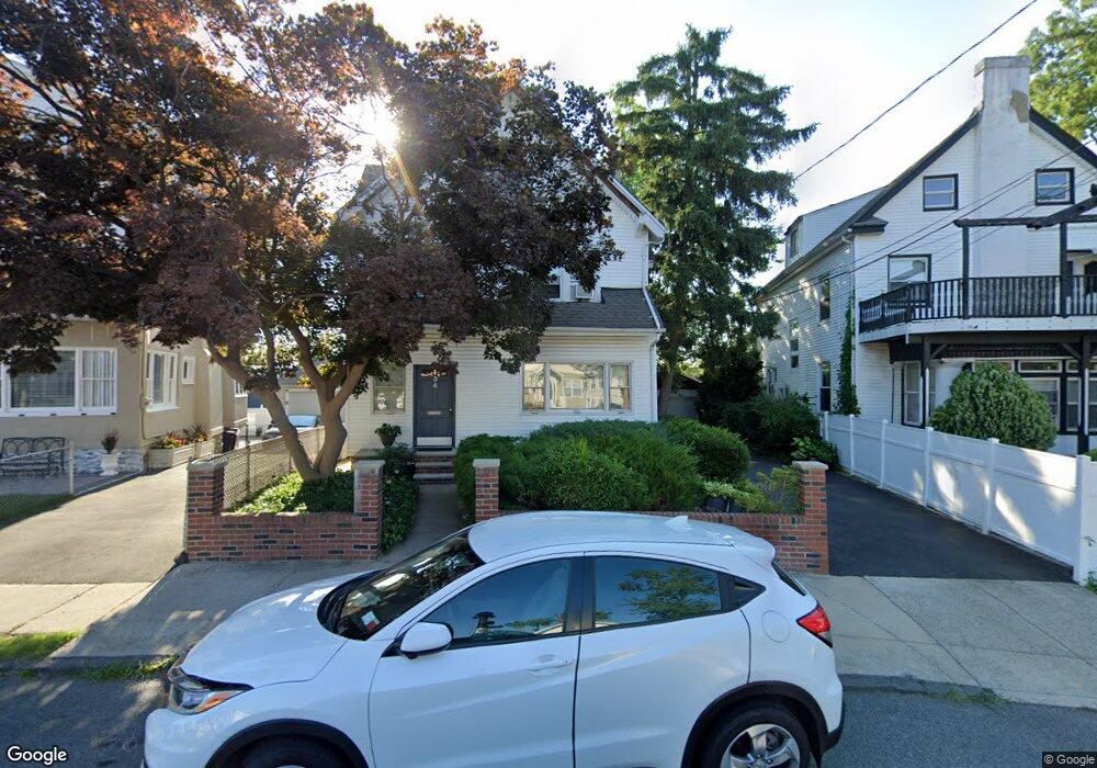 32 Wellesley Ave, Yonkers, NY 10705 - photo 1