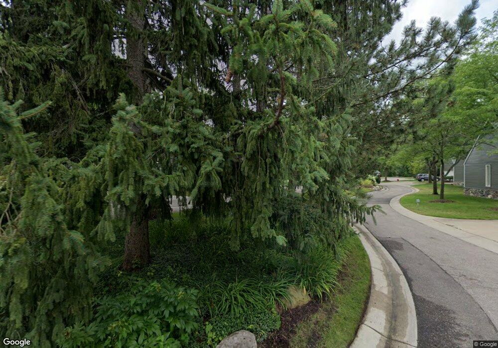 7435 Pinehurst Cir unit E9, Bloomfield Hills, MI 48301 - photo 1