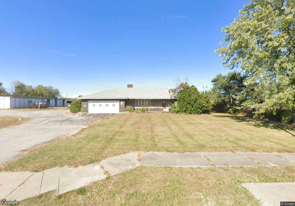 606 E Walnut St, Raymore, MO 64083 - photo 1