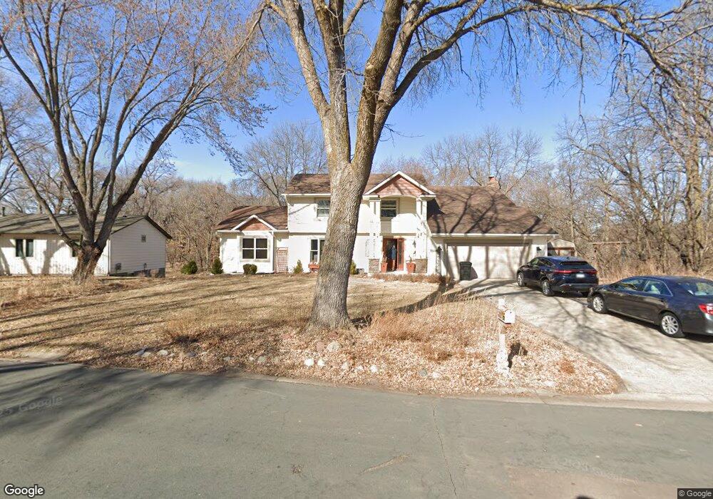 10646 107th Place N, Maple Grove, MN 55369 - photo 1