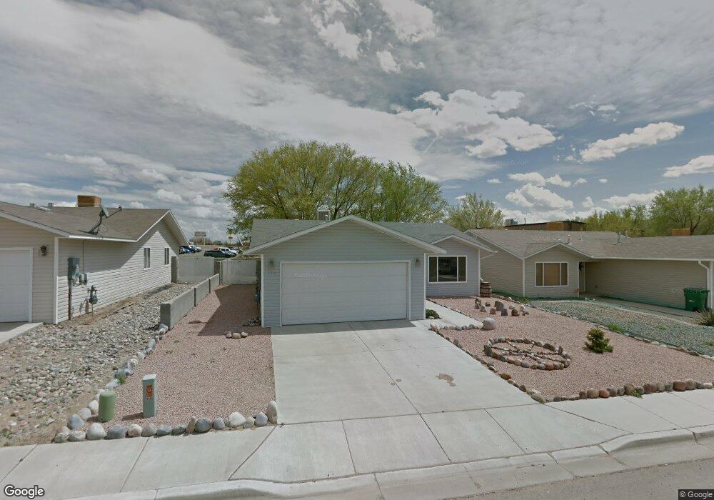 120 Valle Vista Dr, Farmington, NM 87401 - photo 1