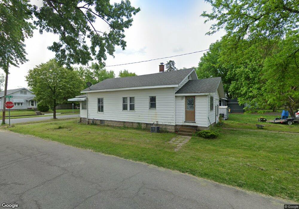 2001 Prairie St, Elkhart, IN 46516 - photo 1