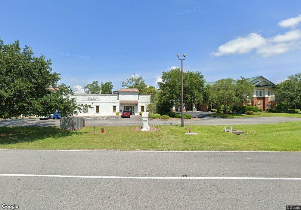 735 Scranton Rd, Brunswick, GA 31525 - photo 1