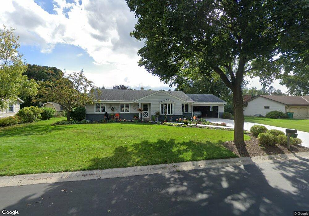 N104W17019 Thornapple Row, Germantown, WI 53022 - photo 1