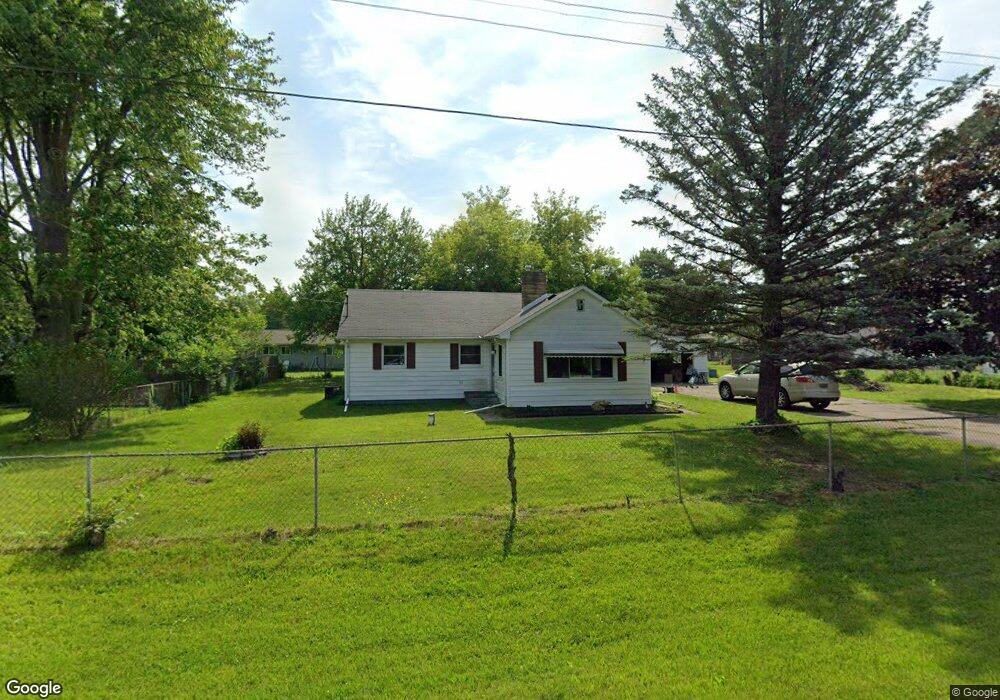 9176 Lawncrest Dr, Clio, MI 48420 - photo 1