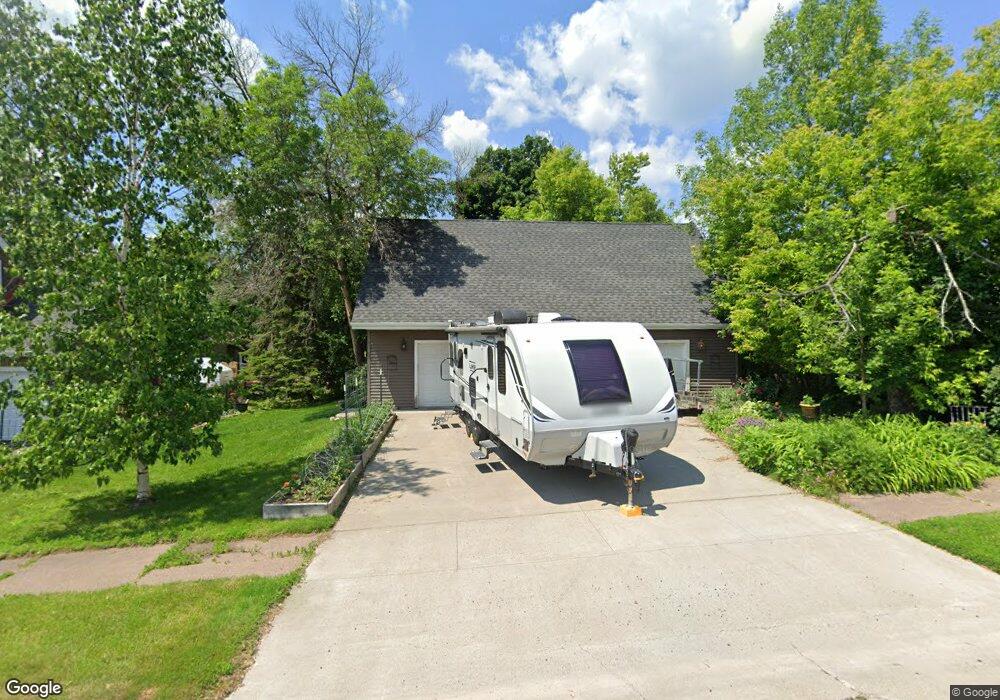 1117 N 46th Ave E, Duluth, MN 55804 - photo 1