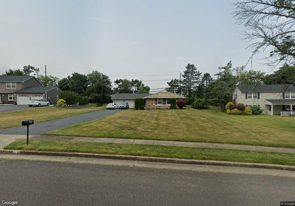 23 Mercer Ln, Manalapan, NJ 07726 - photo 1