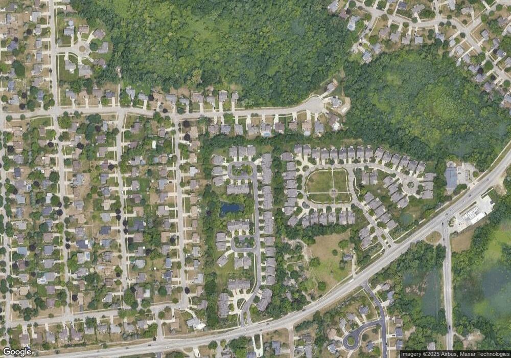 1183 Wind Chime Dr unit 28, Waterford, MI 48327 - photo 1