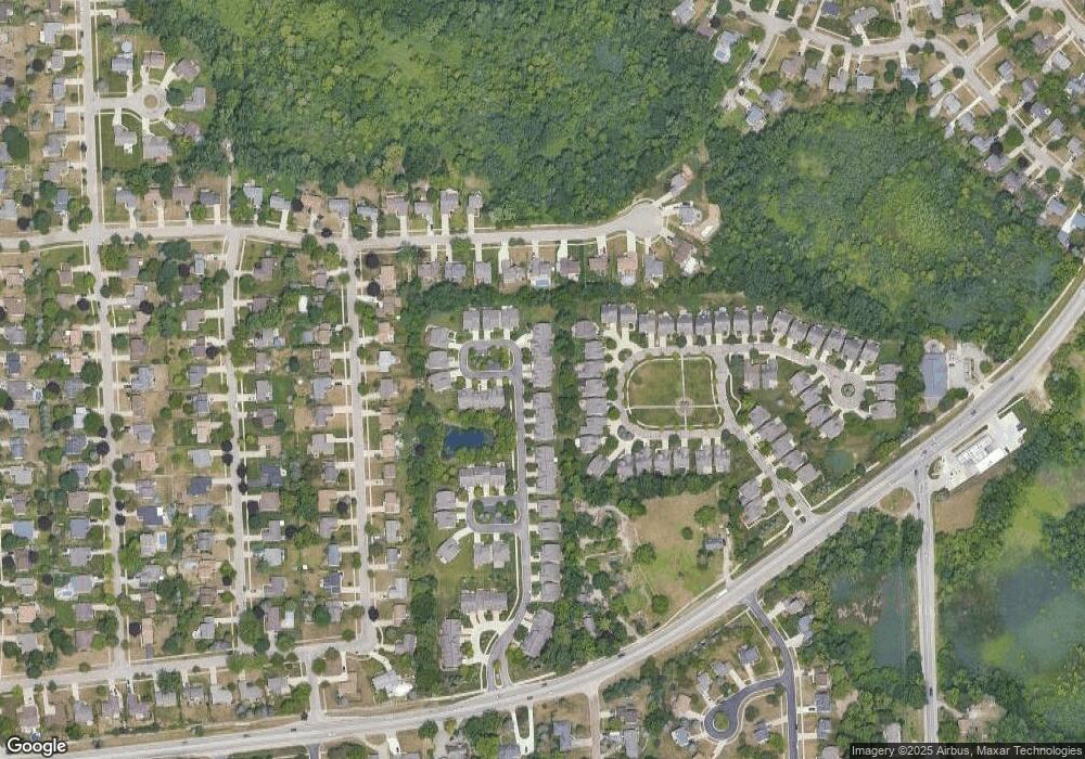 1185 Wind Chime Dr unit 29, Waterford, MI 48327 - photo 1