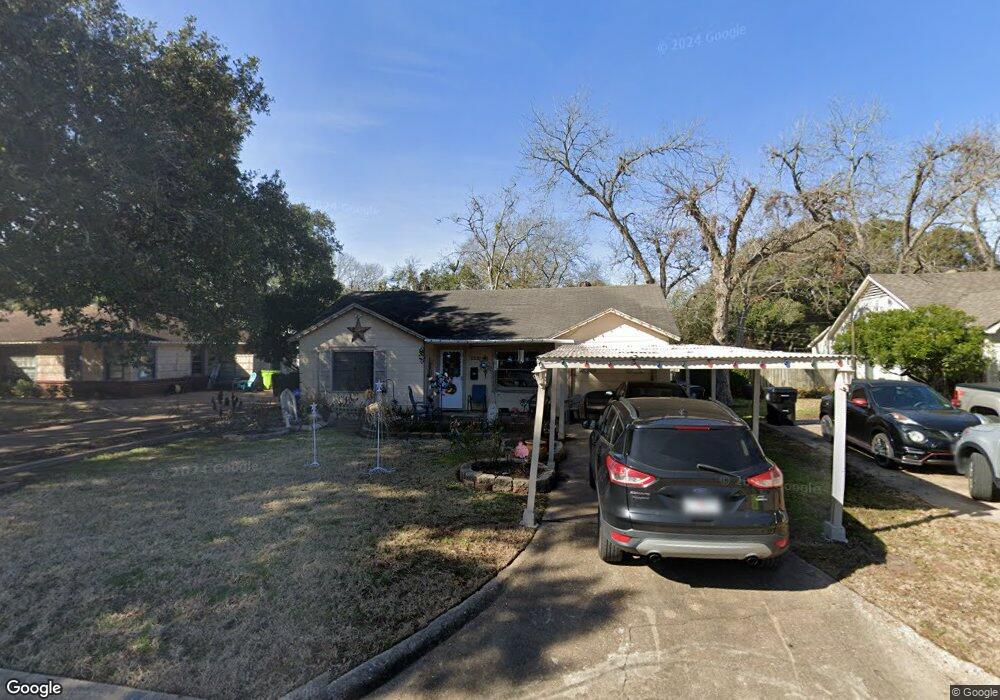 1310 Brazos St, Rosenberg, TX 77471 - photo 1