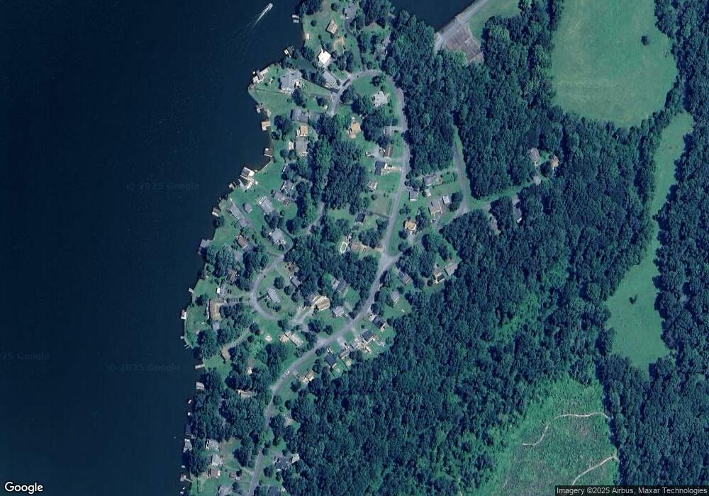 462 Lakeview Cir, Louisa, VA 23093 - photo 1