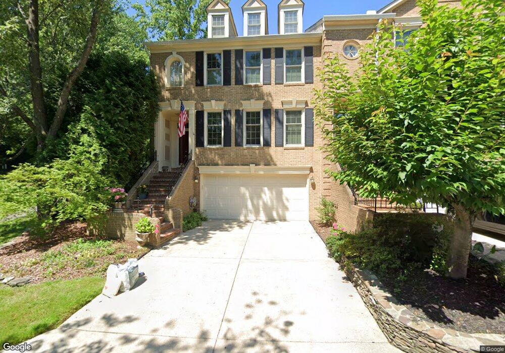 10948 Bloomingdale Dr, Rockville, MD 20852 - photo 1