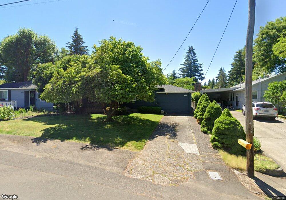 1568 7th St, West Linn, OR 97068 - photo 1