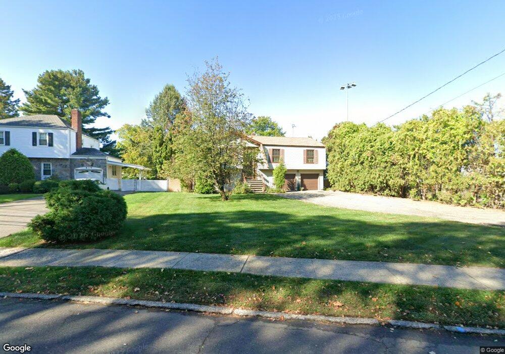 633 Saddle River Rd, Saddle Brook, NJ 07663 - photo 1