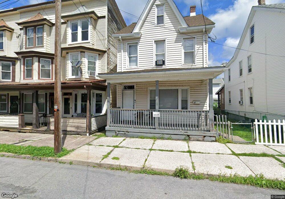 19 W Bertsch St, Lansford, PA 18232 - photo 1