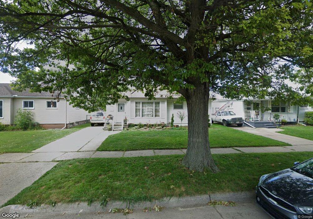 29591 Rosemont St, Roseville, MI 48066 - photo 1