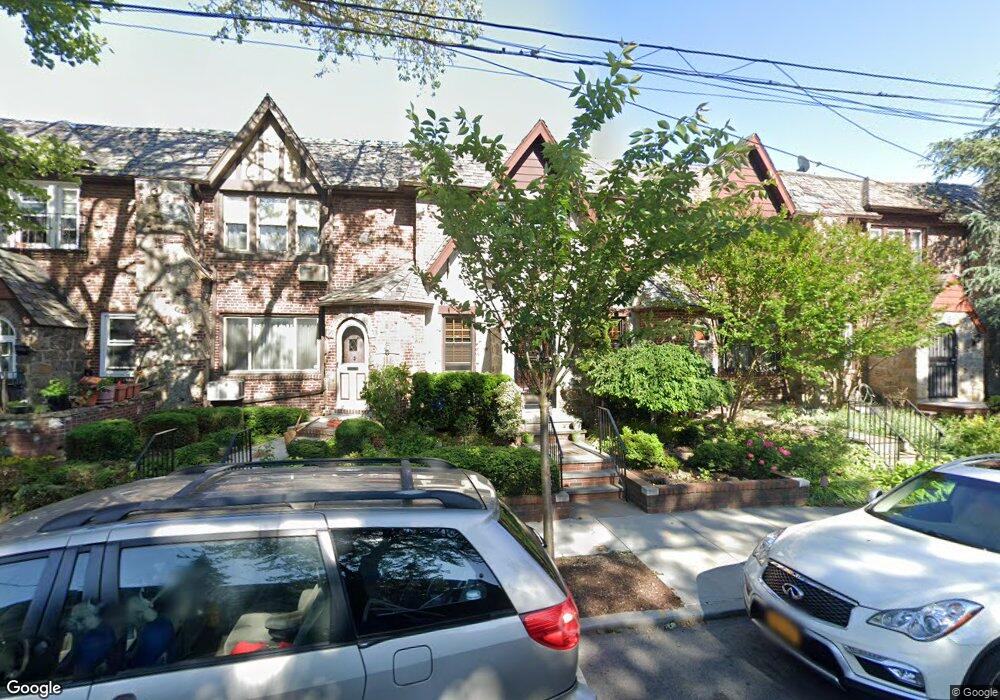 2919 166th St, Flushing, NY 11358 - photo 1