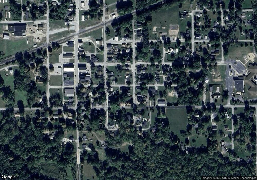 118 S Jackson St, Andrews, IN 46702 - photo 1