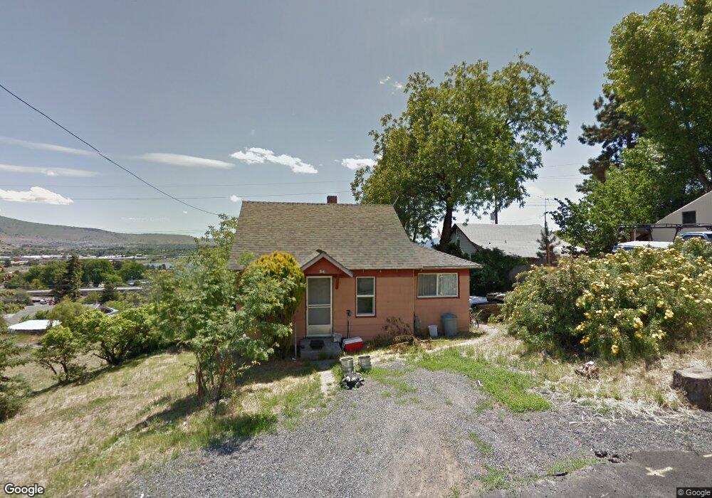 153 Octavia Ave, Klamath Falls, OR 97601 - photo 1