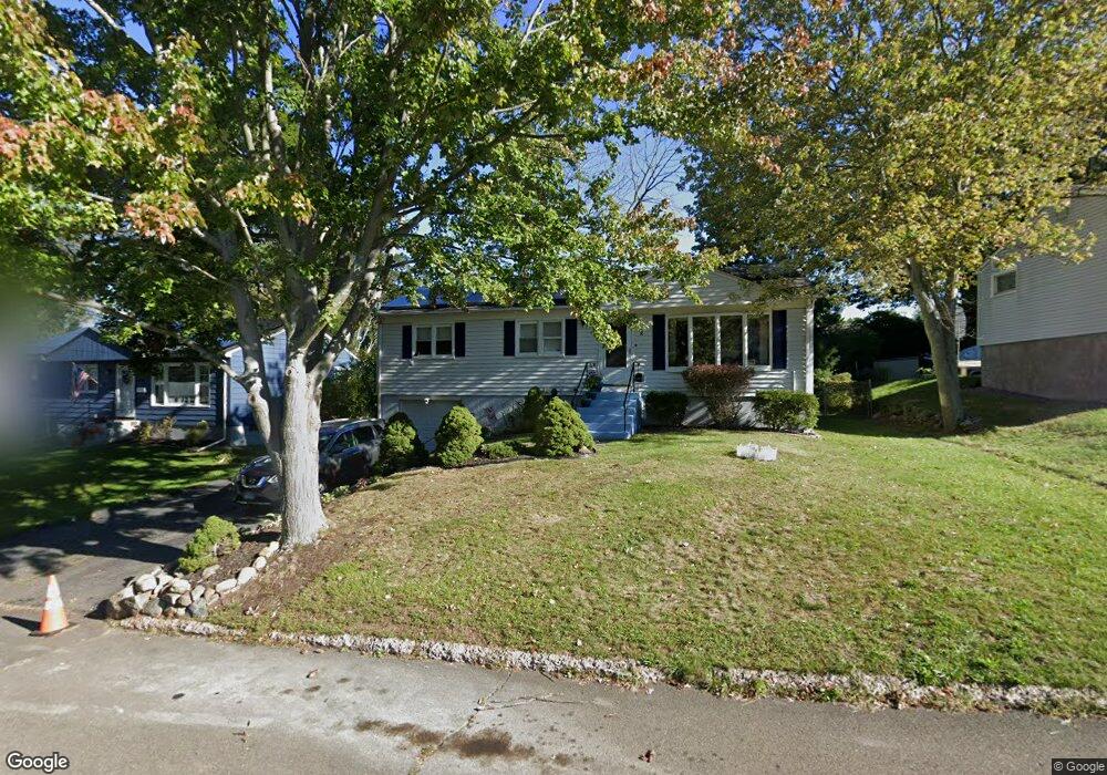 72 Daniel Rd, West Haven, CT 06516 - photo 1