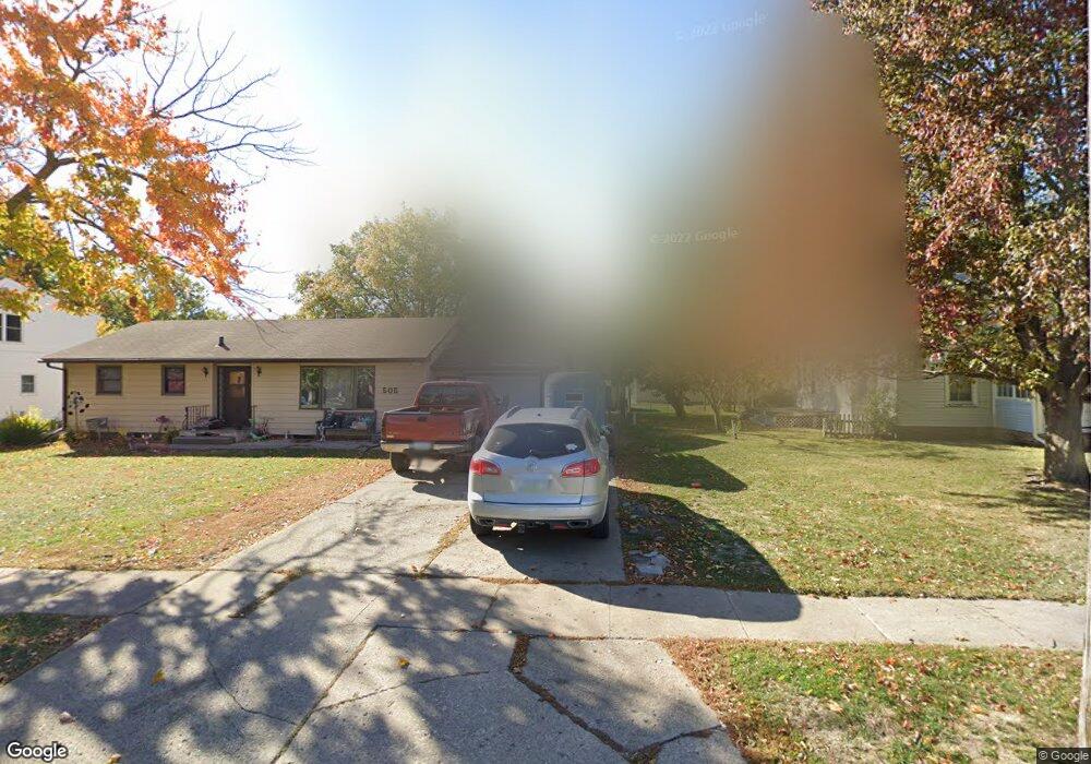 507 E 10th St N, Newton, IA 50208 - photo 1