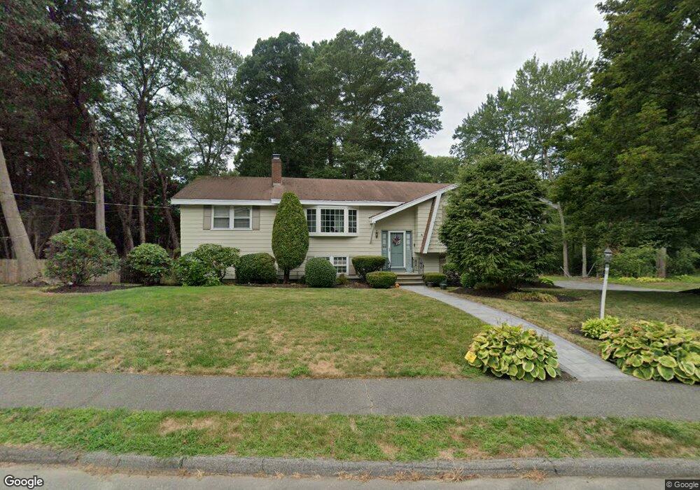 4 Thomas Rd, Danvers, MA 01923 - photo 1