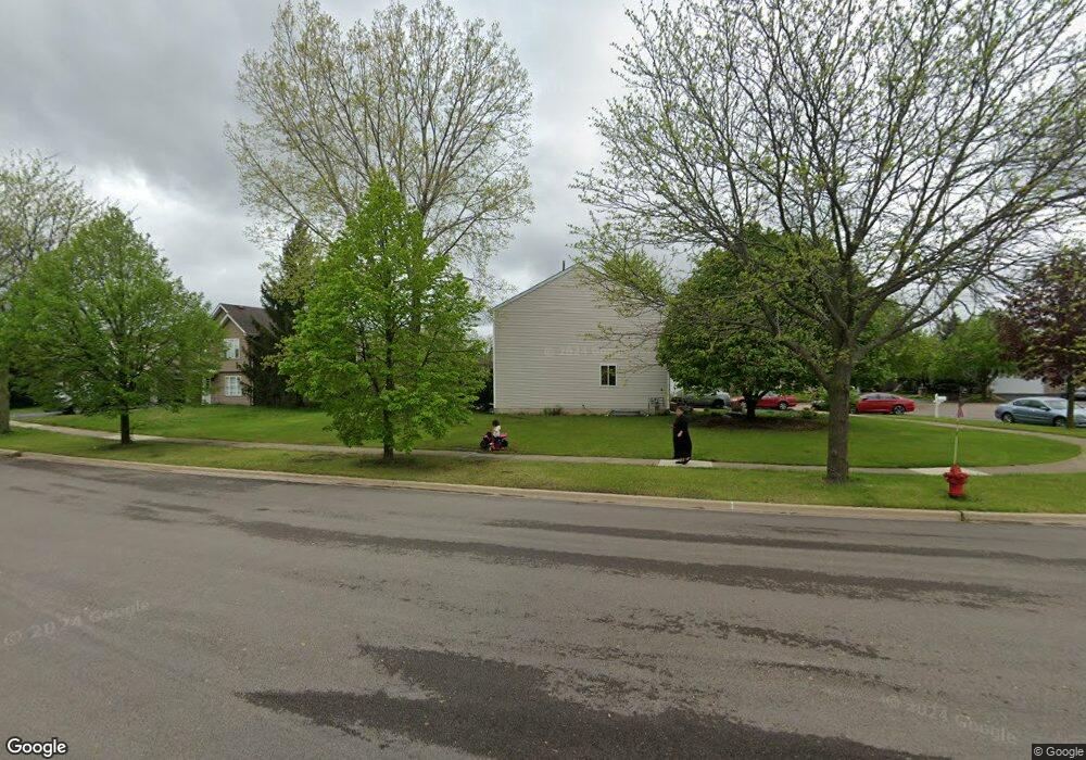 1166 Golden Oaks Pkwy, Aurora, IL 60506 - photo 1