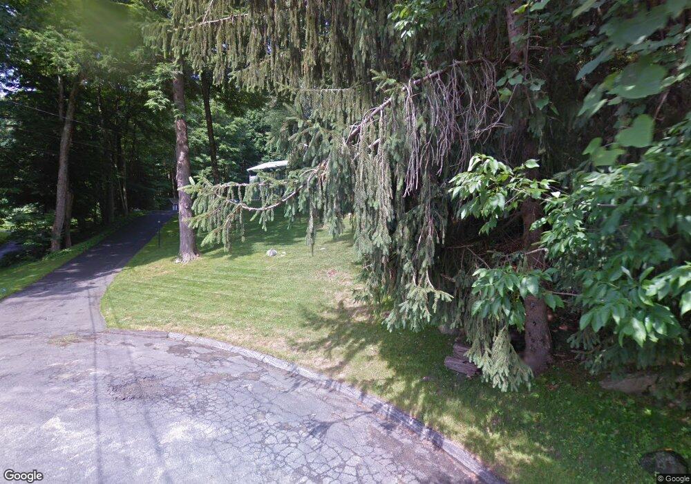 15 Side Hill Ln, Danbury, CT 06810 - photo 1