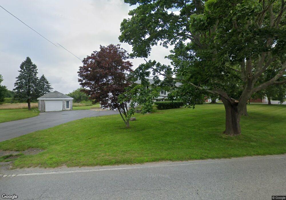 960 Mitchell's Ln, Middletown, RI 02842 - photo 1