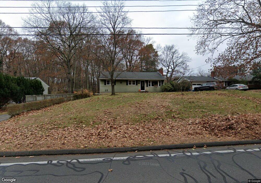 166 Greenwood Dr, Manchester, CT 06042 - photo 1