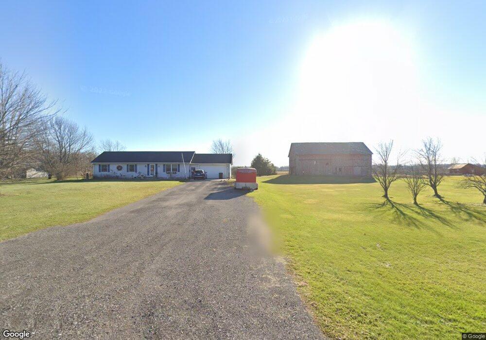 717 W Newburg Rd, Carleton, MI 48117 - photo 1