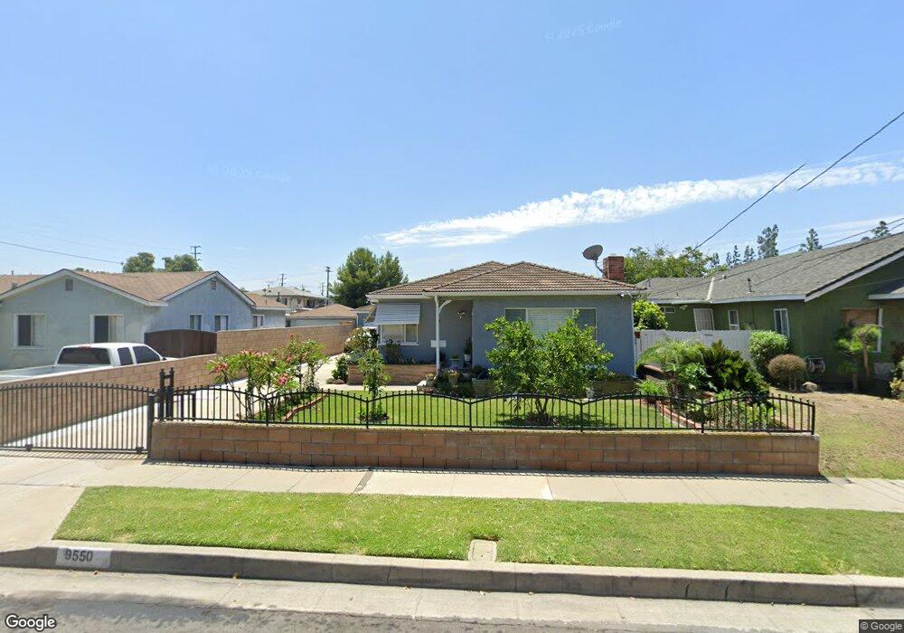 9550 Beverly St, Bellflower, CA 90706 - photo 1